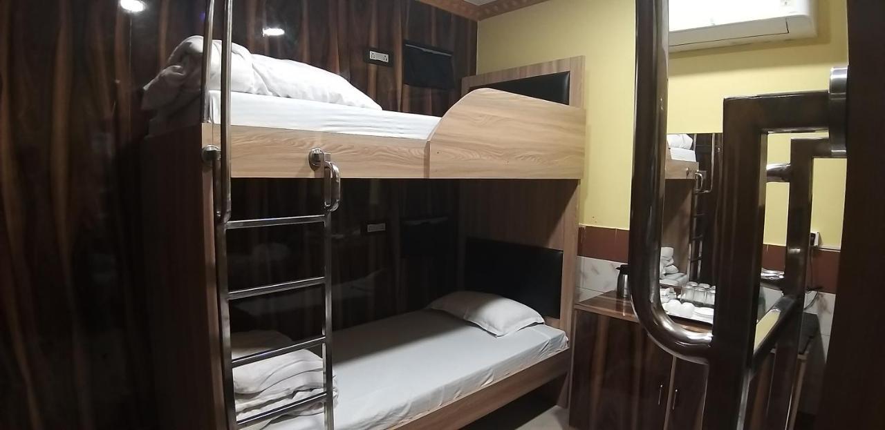 Rmd Hotels & Resorts Калькутта Экстерьер фото
